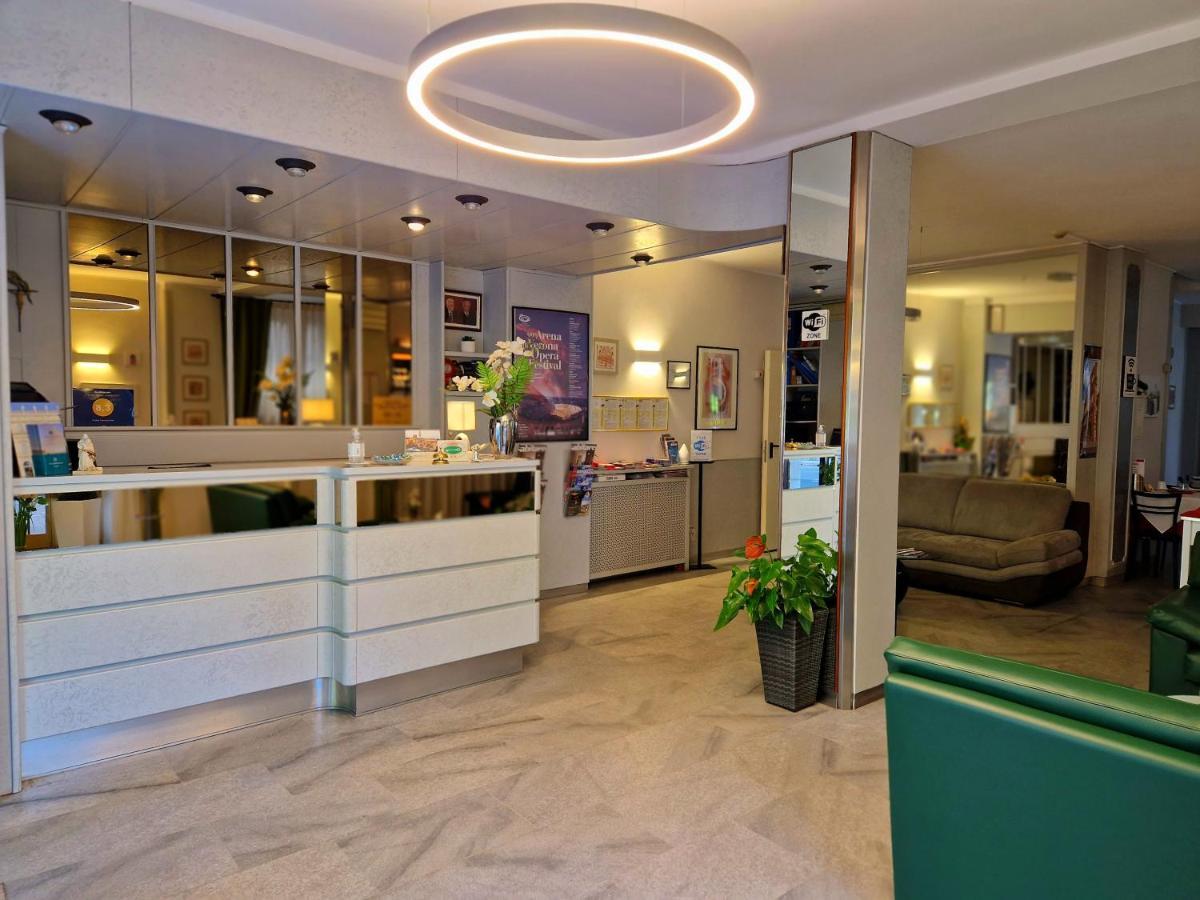 Hotel Sanmicheli Верона Екстер'єр фото